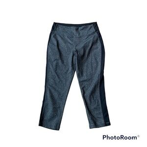 kyodan gray and black cropped leggings